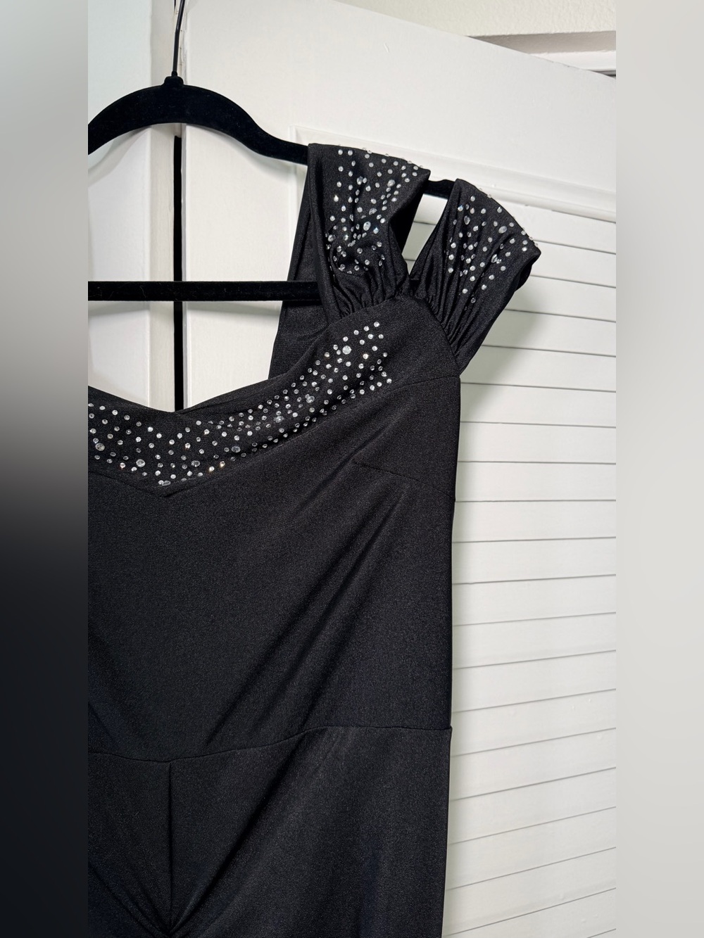 Black Rhinestone Ruched Maxi Dress – Size S/M - Picture 4 of 7